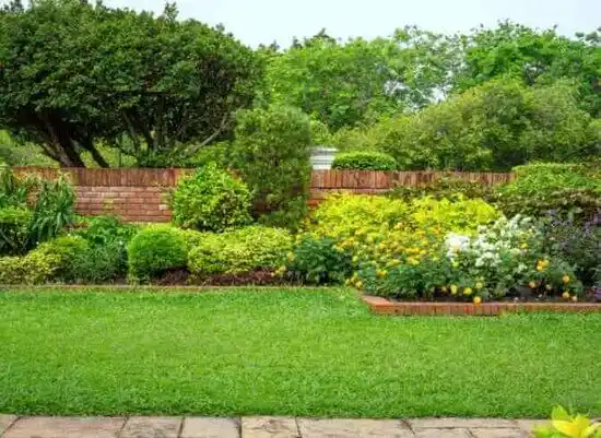 landscaping services Maybrook